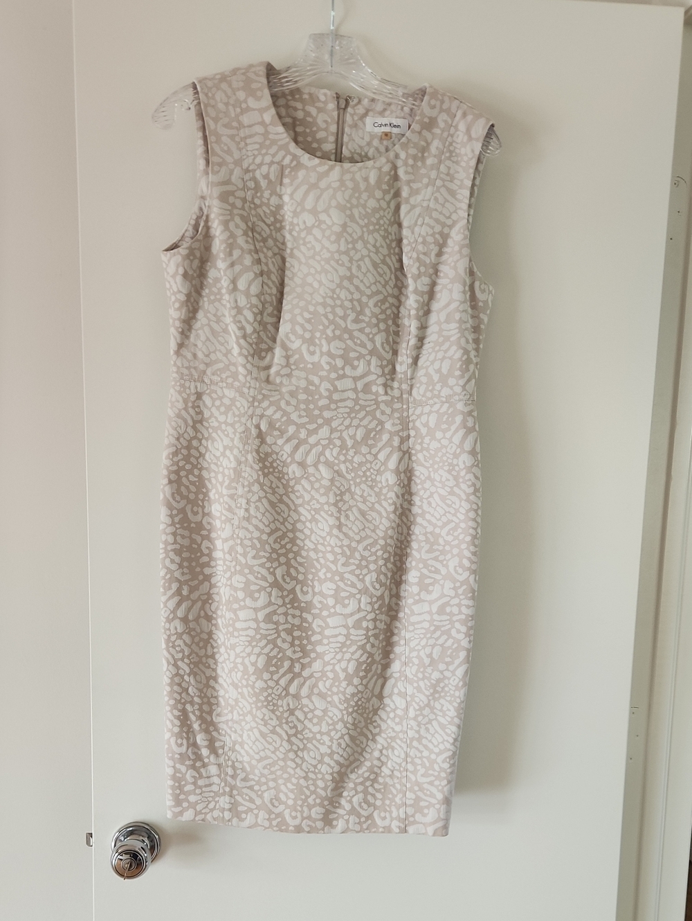 Calvin Klein Beige and White Sleeveless Midi Sheath Dress
